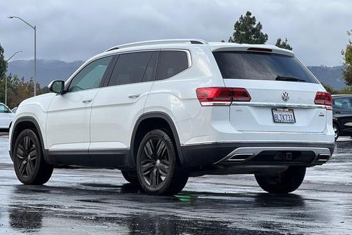 2019 Volkswagen Atlas 3.6L SEL Premium