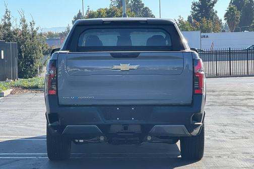 2025 Chevrolet Silverado EV LT