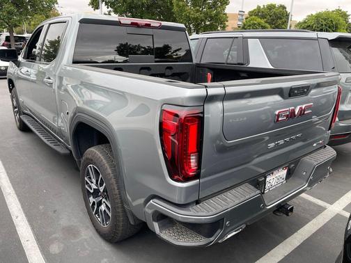 Sterling Metallic 2025 GMC Sierra 1500 AT4