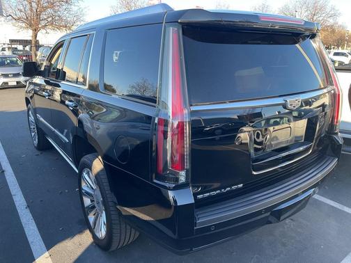 2016 Cadillac Escalade Platinum