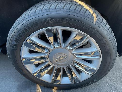 2016 Cadillac Escalade Platinum