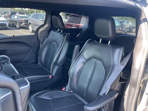 2020 Chrysler Pacifica Hybrid Limited