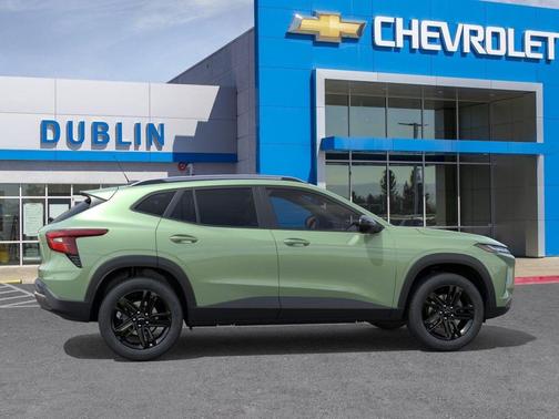 Cacti Green 2026 Chevrolet Trax FWD ACTIV