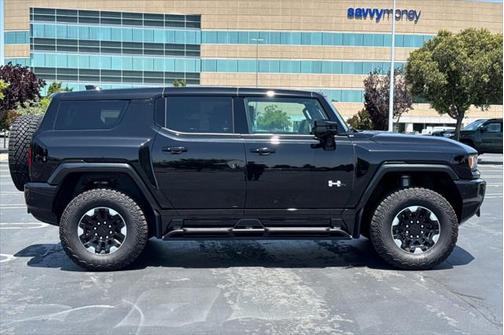 2024 GMC HUMMER EV SUV 2X