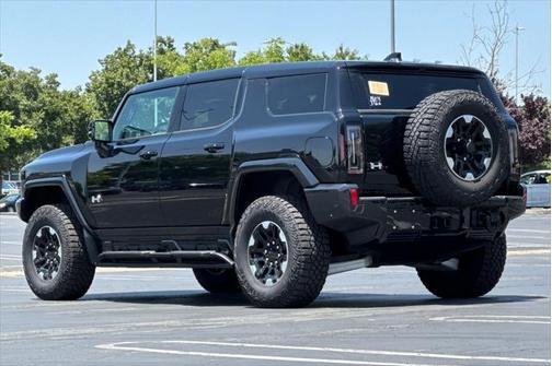 2024 GMC HUMMER EV SUV 2X