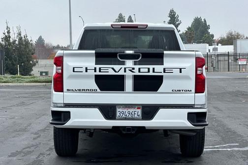 2025 Chevrolet Silverado 1500 Custom