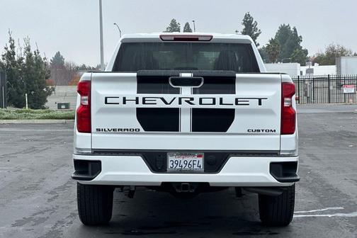2025 Chevrolet Silverado 1500 Custom