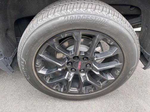 Onyx Black 2023 GMC Sierra 1500 Denali