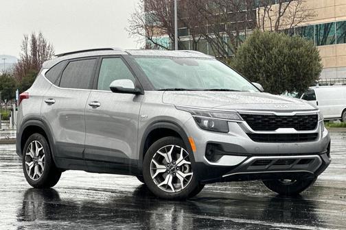 2022 Kia Seltos EX
