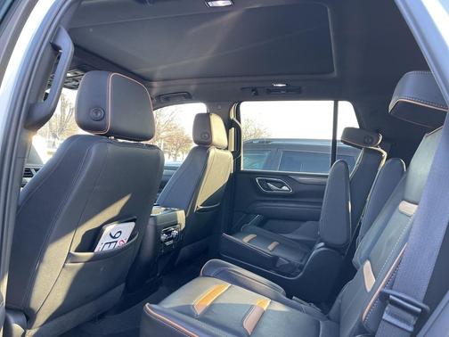 2023 GMC Yukon 4WD AT4