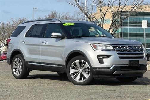 Photo 1 of 54 of 2019 Ford Explorer Limited