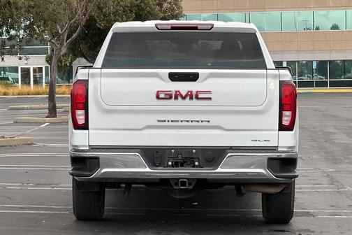 2024 GMC Sierra 1500 SLE