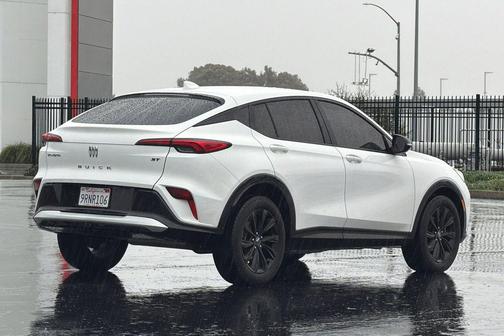 2024 Buick Envista Sport Touring FWD