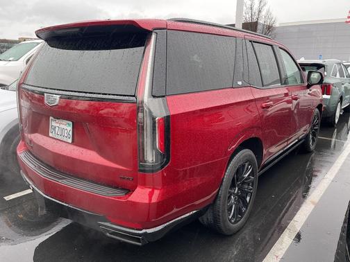 2024 Cadillac Escalade Sport