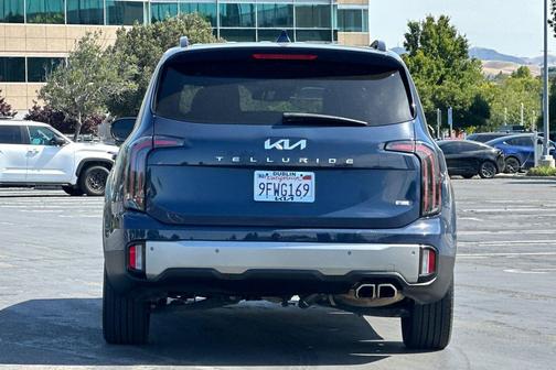 Midnight Lake Blue 2023 Kia Telluride EX X-Line