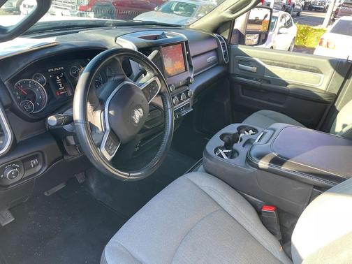 2023 RAM 3500 Big Horn Crew Cab 4x4 8' Box