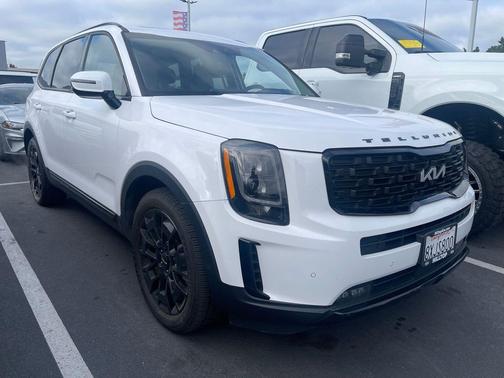 Glacial White Pearl 2022 Kia Telluride SX