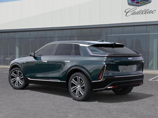 Emerald Lake Metallic 2026 Cadillac LYRIQ Luxury
