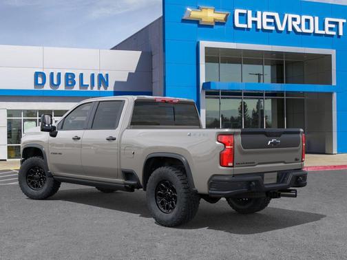 White Sands 2026 Chevrolet Silverado 2500 Crew Cab, Standard Bed, XR2, 4WD
