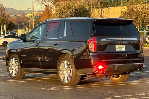 2023 Chevrolet Tahoe 4WD High Country