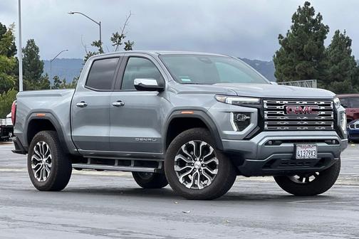 2023 GMC Canyon Denali