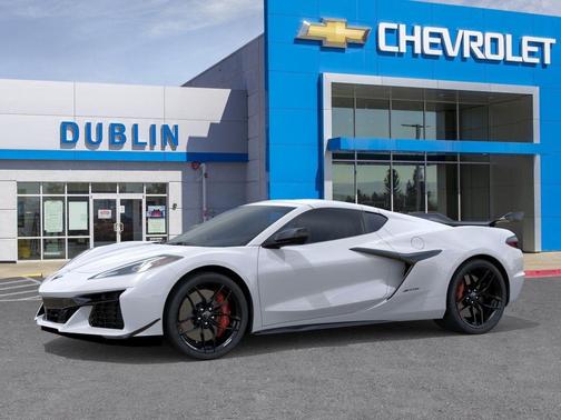 Arctic White 2026 Chevrolet Corvette Z06