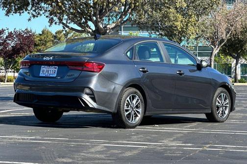 Gravity Gray 2024 Kia Forte LXS