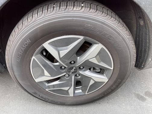 2022 Kia Sorento Hybrid S