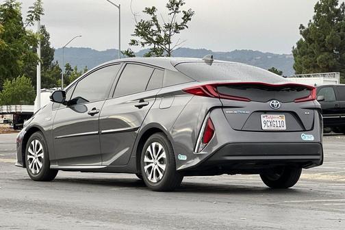 2020 Toyota Prius Prime XLE