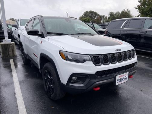 2024 Jeep Compass Trailhawk