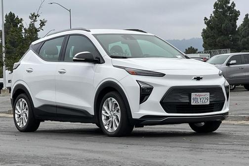 2022 Chevrolet Bolt EUV FWD LT