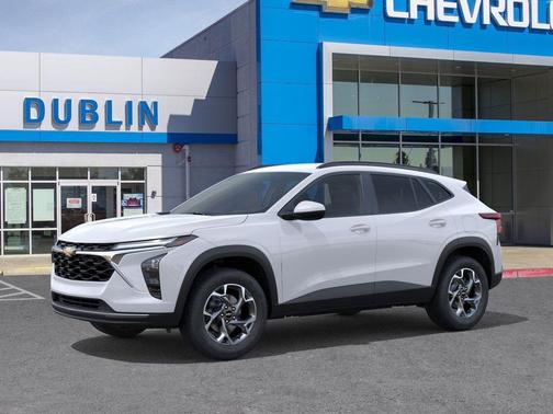 Summit White 2026 Chevrolet Trax LT