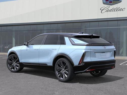 2025 Cadillac LYRIQ Sport