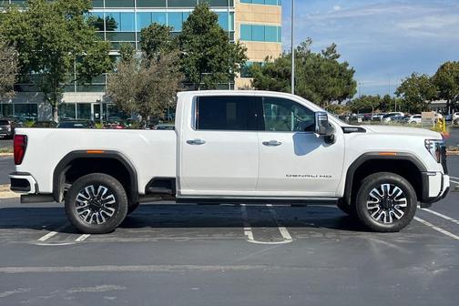 2024 GMC Sierra 2500 Denali Ultimate