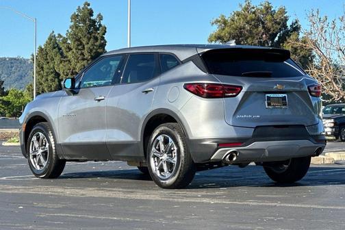 Sterling Gray Metallic 2025 Chevrolet Blazer 2LT