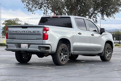 2023 Chevrolet Silverado 1500 Custom