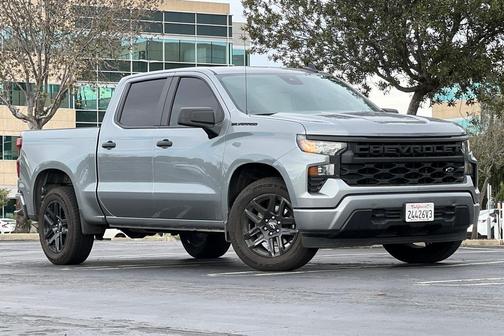 2023 Chevrolet Silverado 1500 Custom