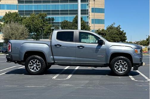 2022 GMC Canyon Base