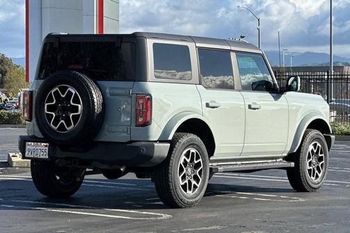2023 Ford Bronco Outer Banks