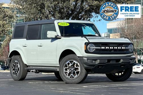 2023 Ford Bronco Outer Banks
