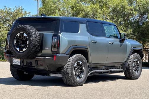 2024 GMC HUMMER EV SUV 3X