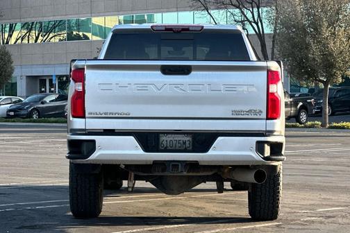 2022 Chevrolet Silverado 2500 High Country