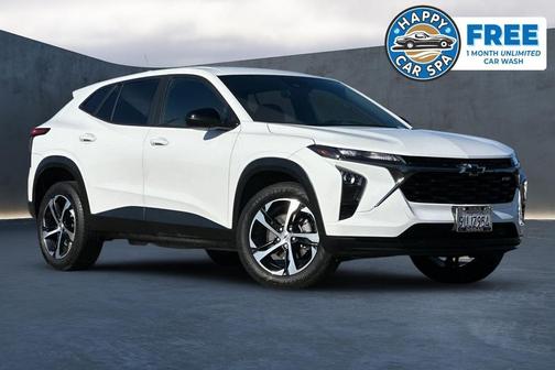 Summit White 2025 Chevrolet Trax FWD 1RS