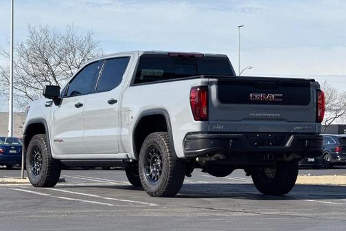 2024 GMC Sierra 1500 AT4X