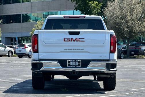 Summit White 2025 GMC Sierra 1500 SLT