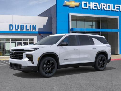 Polar White Tricoat 2027 Chevrolet Traverse LT