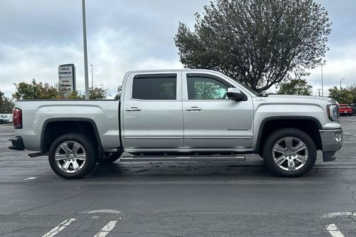 Quicksilver Metallic 2018 GMC Sierra 1500 SLT