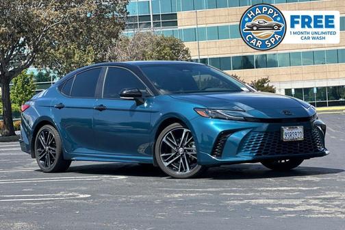 Ocean Gem/Midnight Black Metallic 2025 Toyota Camry XSE