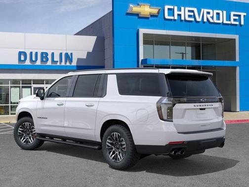 2025 Chevrolet Suburban 4WD Z71