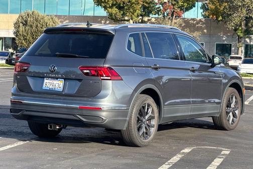 2022 Volkswagen Tiguan 2.0T SE 4MOTION